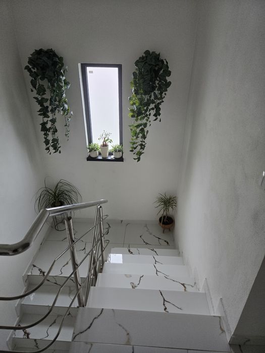 Casa de vanzare p+1 etj