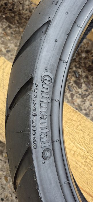 O anvelopa moto noua Continental 120/70 R19M/C.