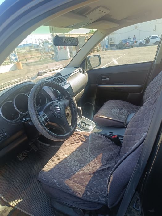 Продам кросовер Suzuki Grand Vitara