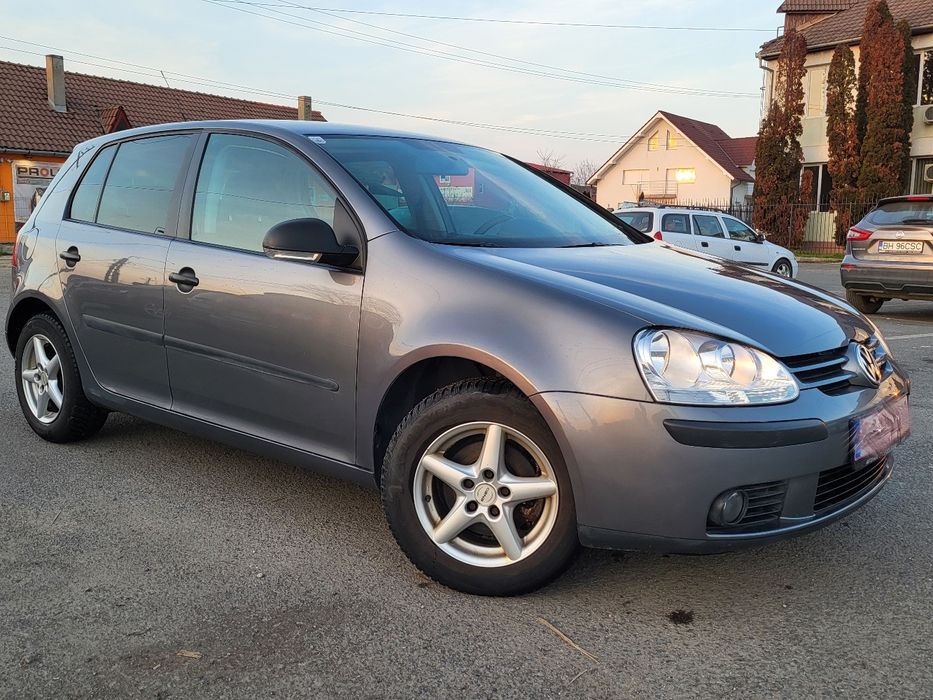 Golf 5 Anul 2007 1.6 mpi benzina 102cp Euro4