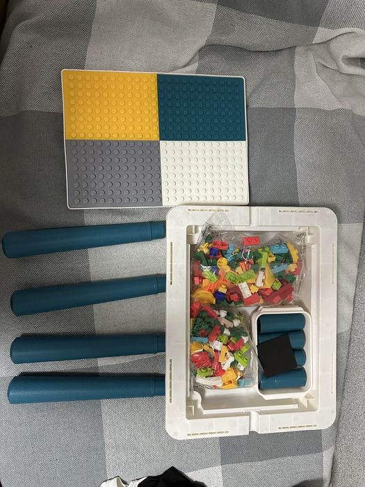 Игровой столик с контруктором