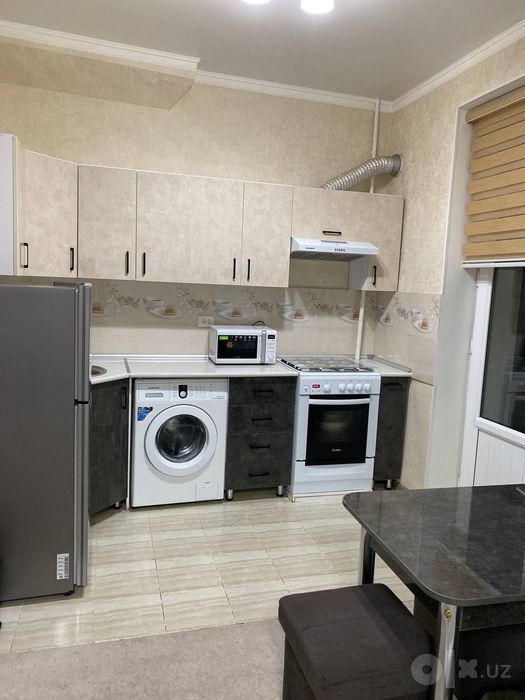 Продаётся 2/2/3 квартира, ор. Гостиница Россия, Мирабадский р-н •