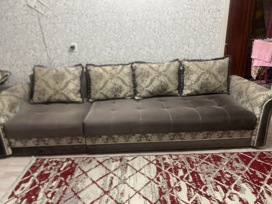 Продам диван в отличном состоянии