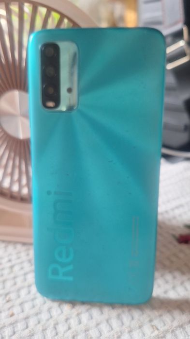 Продам телефон Redmi T9