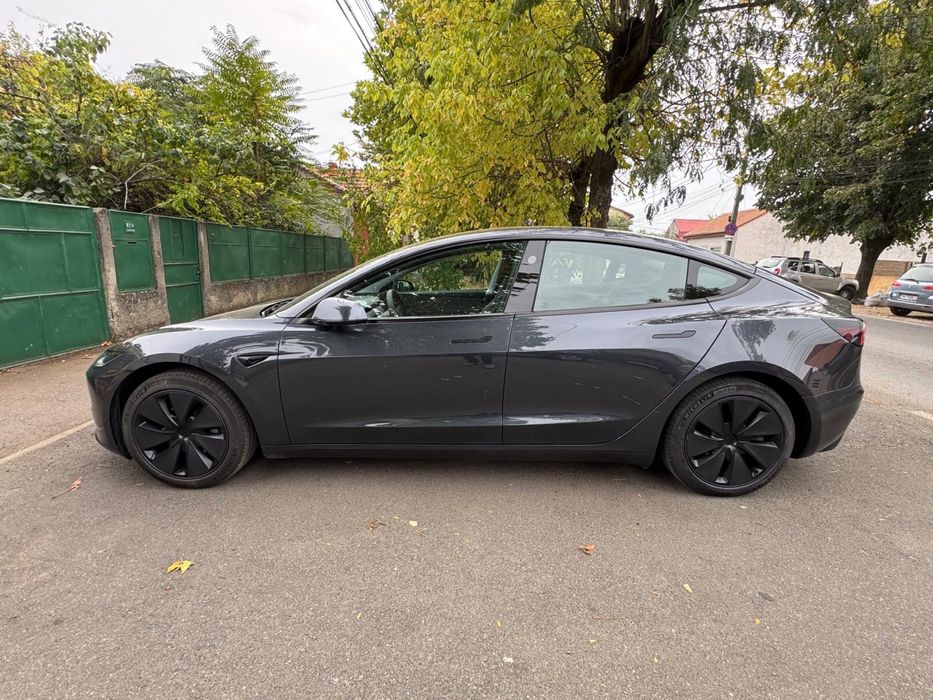 De inchiriat Tesla Model 3 / Model Y pentru Uber Bolt – Oradea