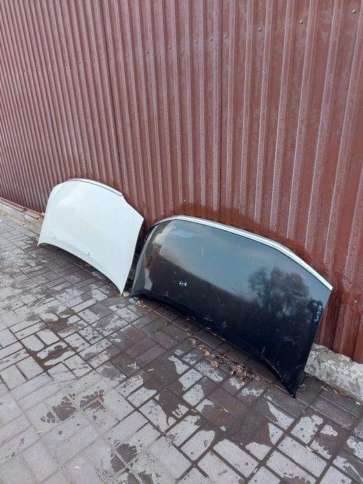 Капот Гранвия тойота