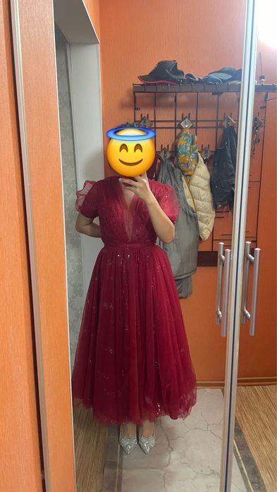 Продам вечернее платье.На выпускной, для подружек невесты отличный вар