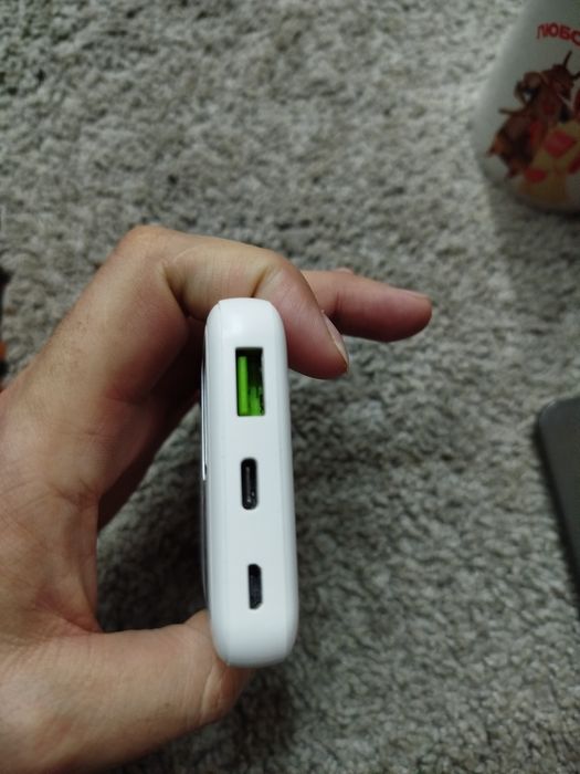 Повербанк 10000 mAh 37w