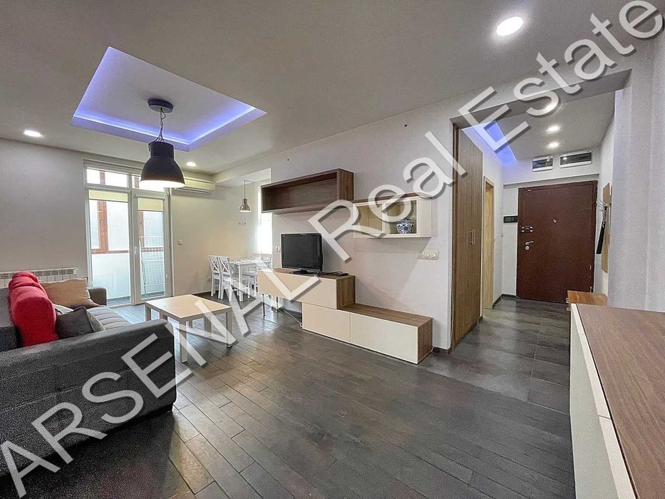 Дава се под наем Тристаен апартамент в София, Център - 95 кв.м за 780 € - Снимка #9