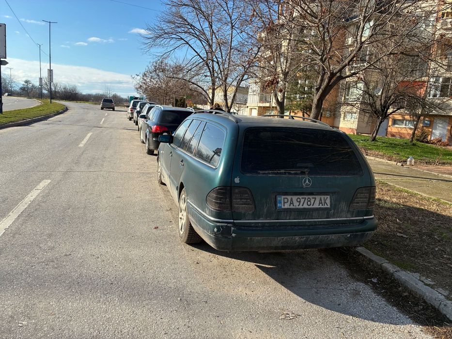 Мерцедес е290 Дизел 131-коня