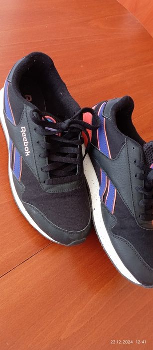 Reebok  40 номер