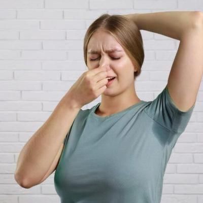 Услуга косметолога Лечение гипергидроза