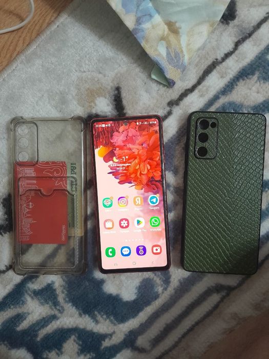 Продам самсунг с 20fe отличный состояние