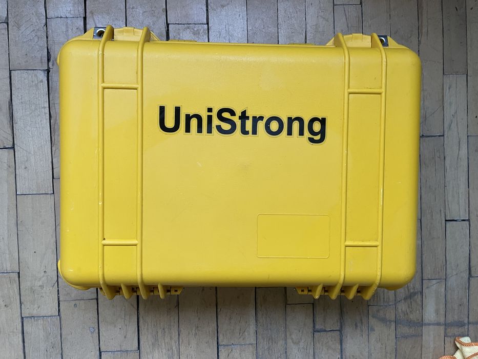 GPS RTK Unistrong G10 + Controller P9 Lite