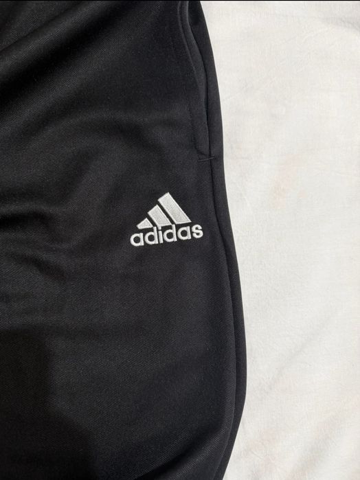 Pantaloni adidas L
