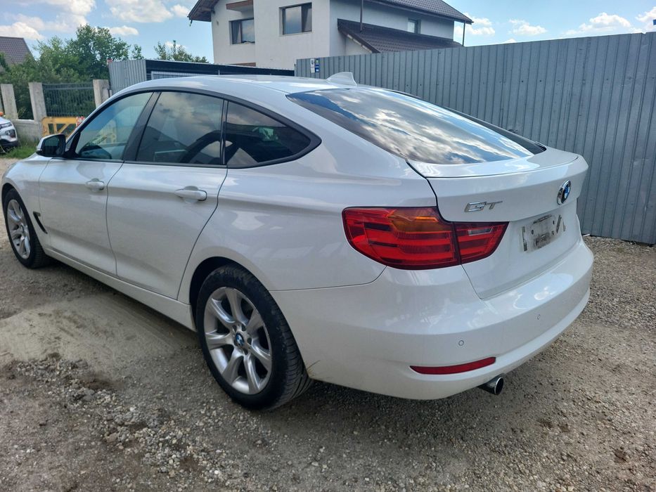Fuzeta stanga-dreapta spate bmw seria 3 GT F34