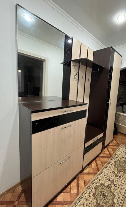 Продам срочно!прихожая