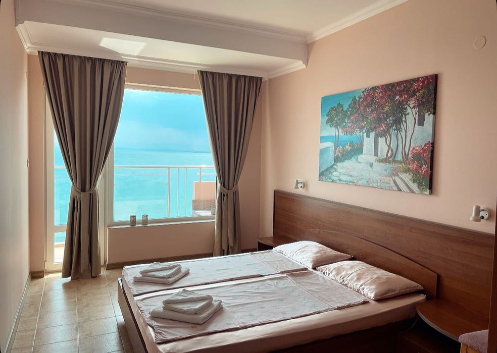 Продава се Двустаен апартамент в Свети Влас - 80 кв.м за 1 €/кв.м - Снимка #8