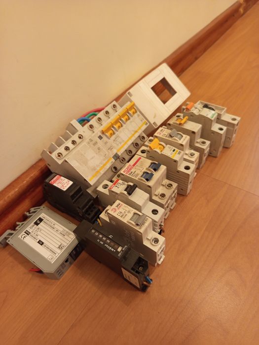 Продам . Автомат электрический .