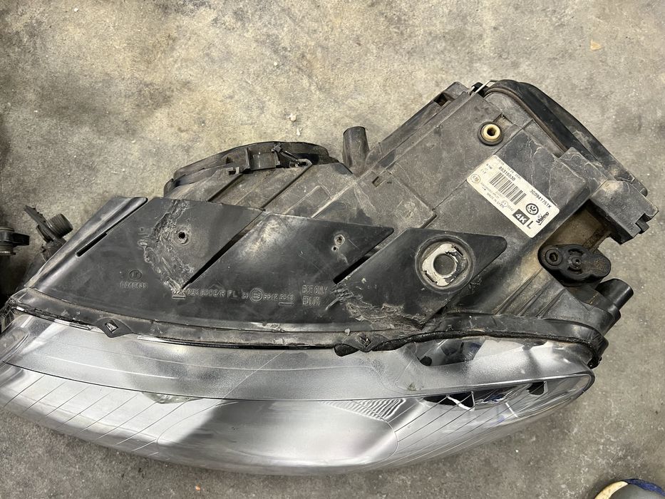 Фарове от VW Passat B6 завиващи Led Bi Xenon