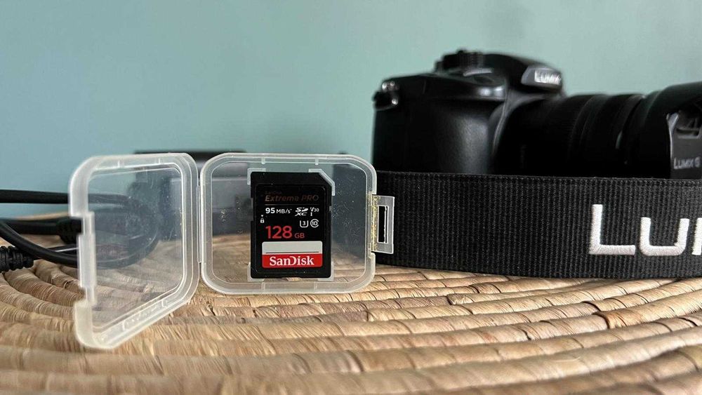 Panasonic Lumix GH5 + обектив Lumix G 12-35mm f/2.8