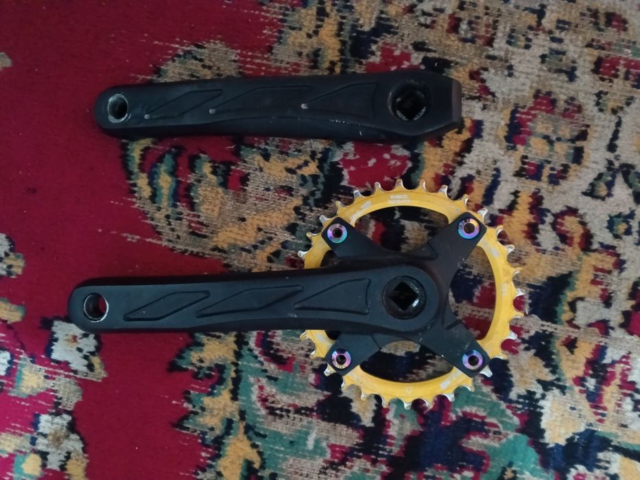 продам шатуны 32т ,под квадрат