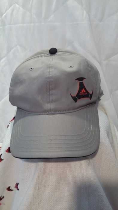 Adidas-Много Запазена