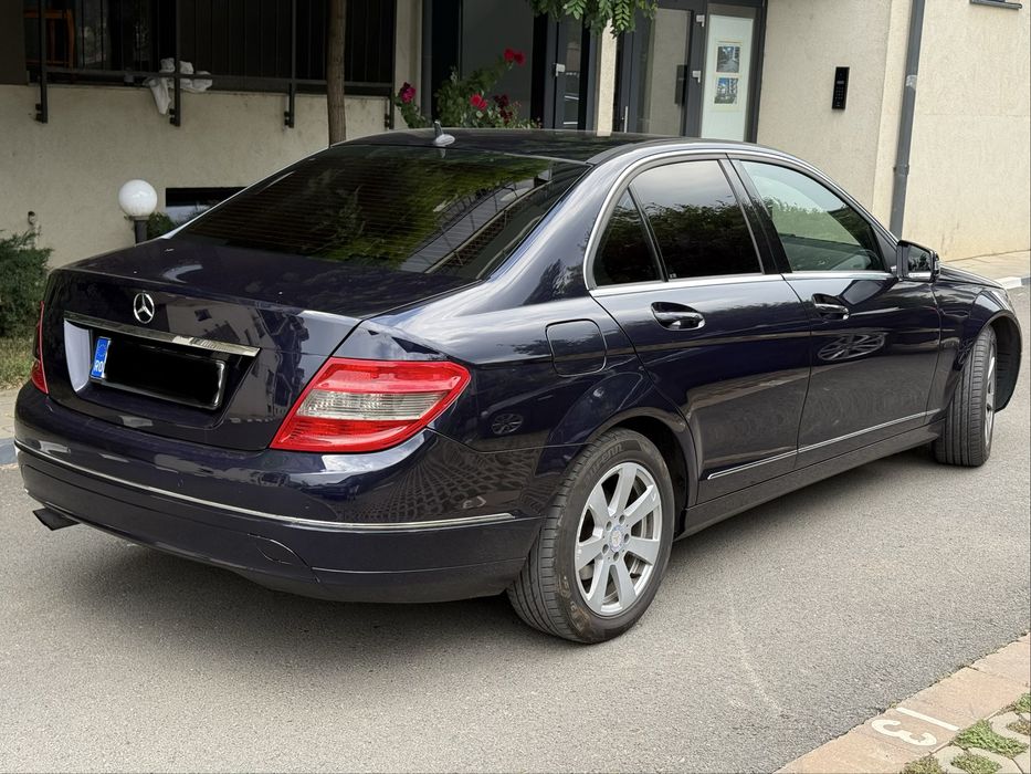 MERCEDES-BENZ C-Class 2010 — imagine 3