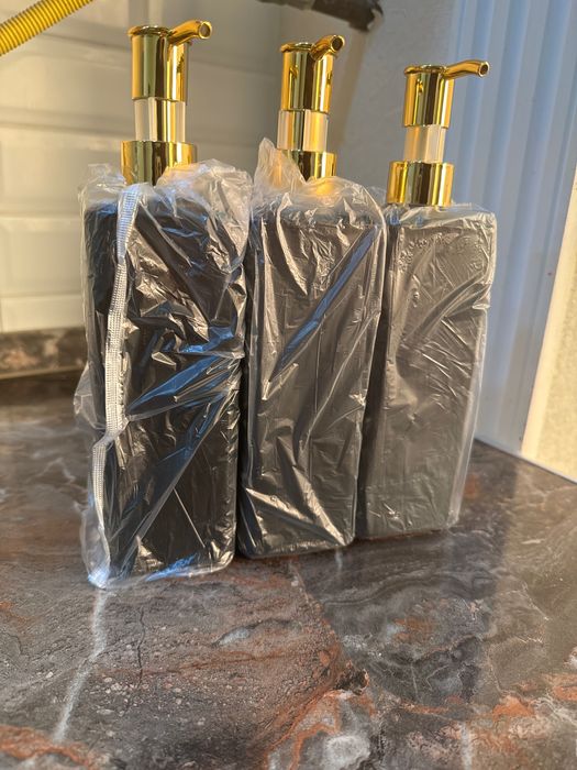 Контейнер для шампунь