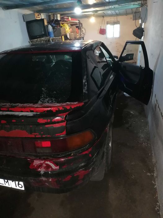 Продам Мазду 323