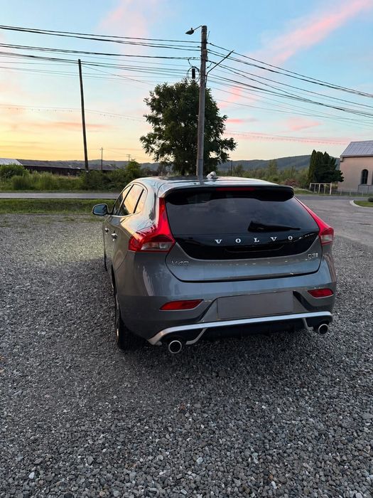 Volvo V40 D3 2.0 Diesel 150 CP | 2017 | 103.000 km | Foarte bine întreținut