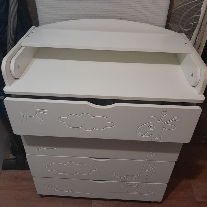 Комод с пеленальным столиком