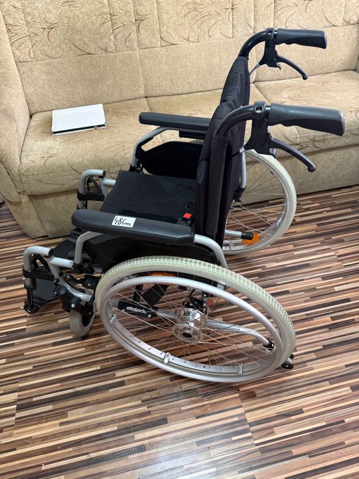 Scaun handicap dizabilitati batrani din aluminiu (ca nou)