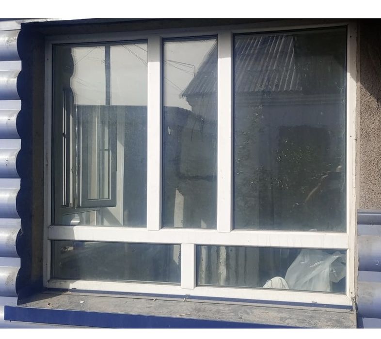 Продам 2 окна пластиковых