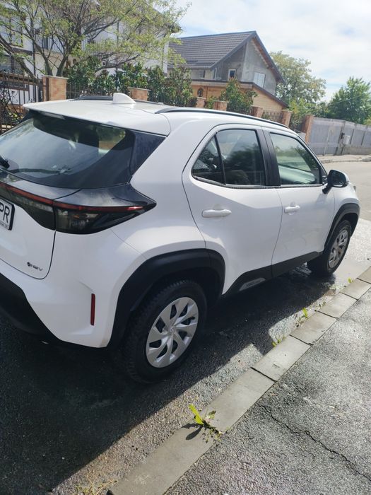Toyota Yaris cross hybrid Active,2025