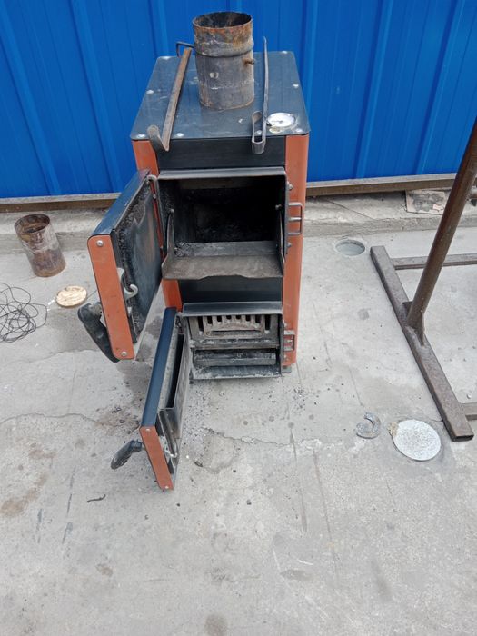 Продам котёл длительного горения.