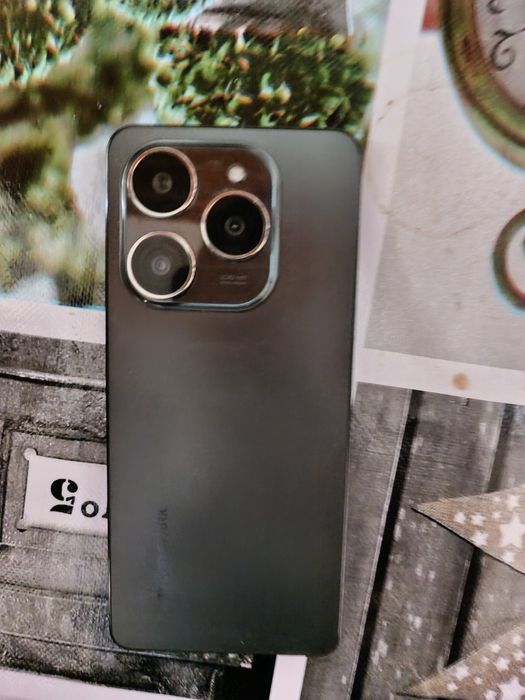 Tecno spark 20 pro 256 talik