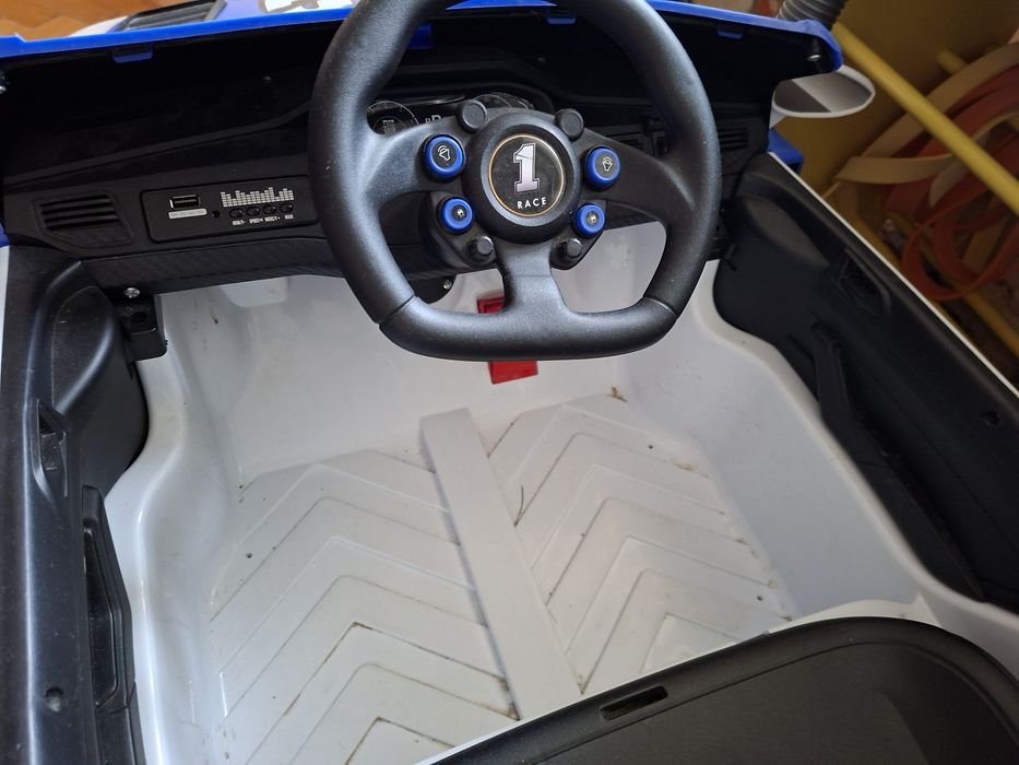 Акумулаторна кола 12V SPEED Drifting Function синя
