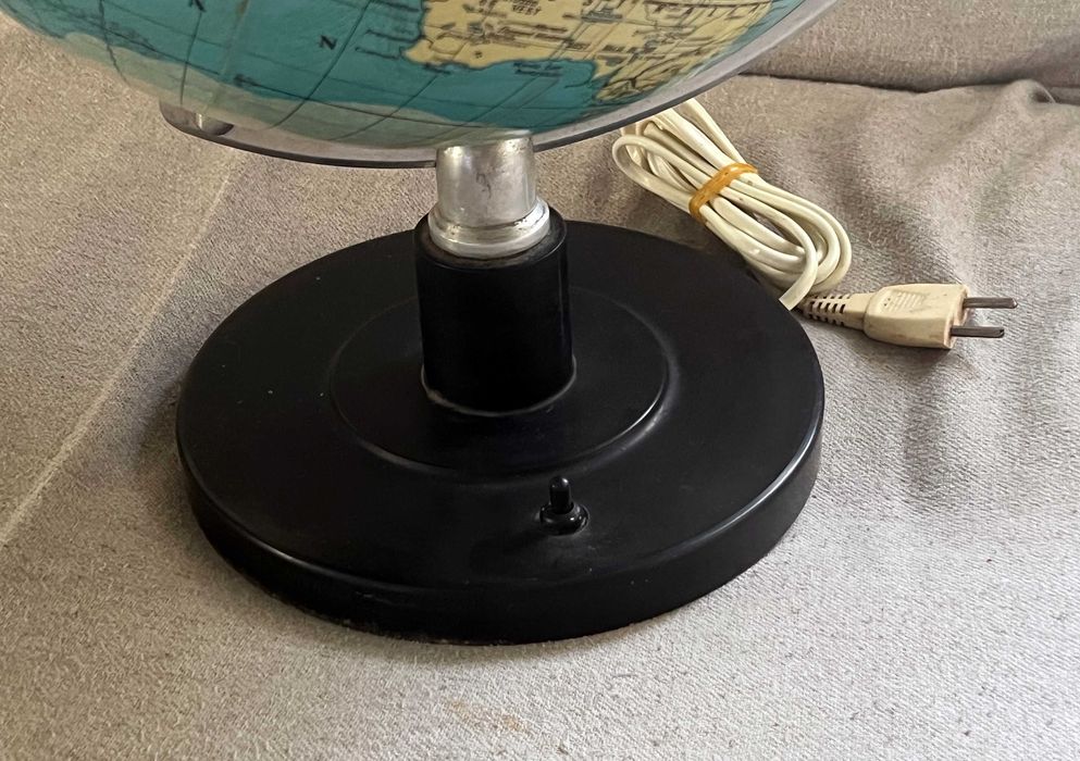 Glob pamantesc romanesc iluminat 1967 Brasov original functional