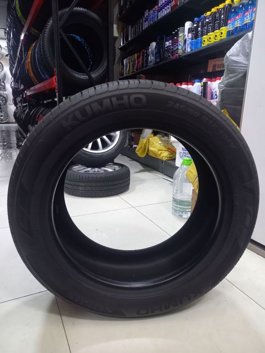 KUMHO Tire TA51 245/50R18