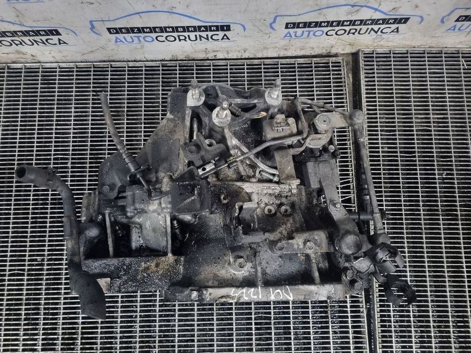 Cutie de viteze Mitsubishi Outlander III 2.2 Diesel 2012 - 2015 150CP Manuala 6 Trepte ...