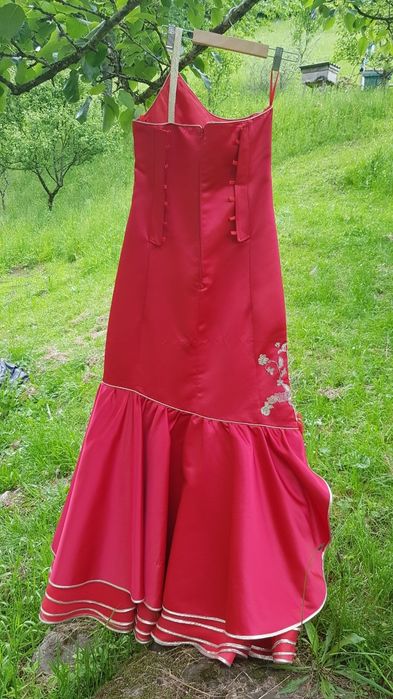 Rochie tip sirenă, roșie