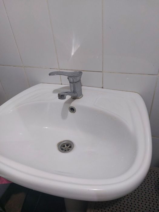 Раковина с пьедесталам