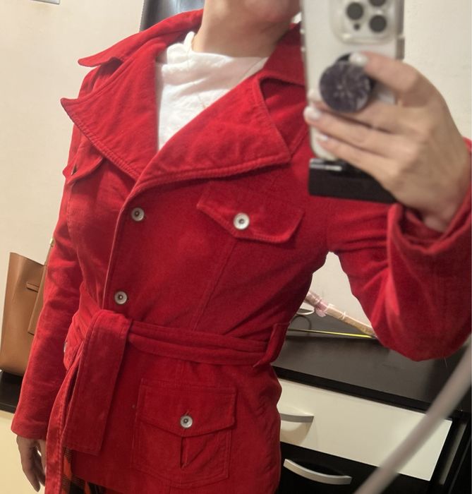 Geaca de velur culoarea rosie mar M