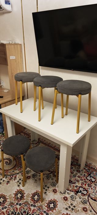 Кухонный- стол отличное состояние 30000