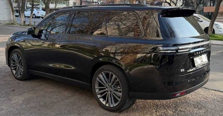 Leapmotor C16 состояние отличное