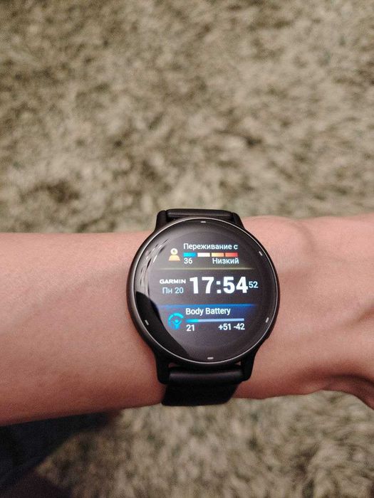 Продам фитнес часы Garmin Vivoactive 5