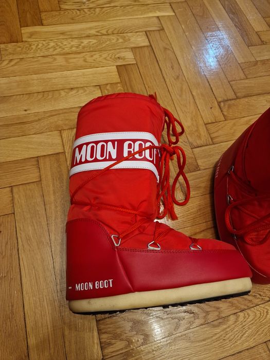Cizme tip Moon Boot, originale, culoare roșu intens