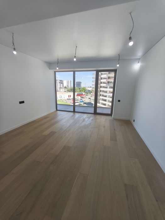 Apartament Premium de Vânzare –One High District | Etaj 5 | Terasă 15 mp | Parcare Inclusă