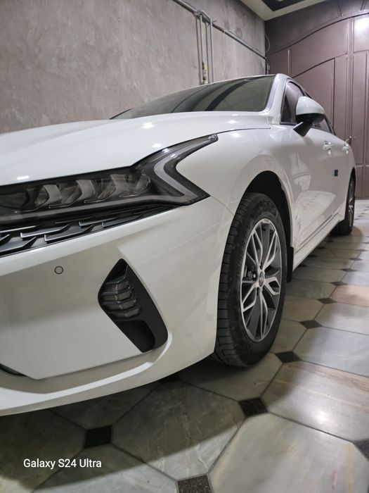 КИА. К5 Пристиж +